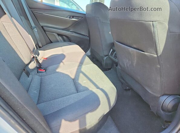 4T1DAACK7SU587967 2025 TOYOTA CAMRY White Rear seats view