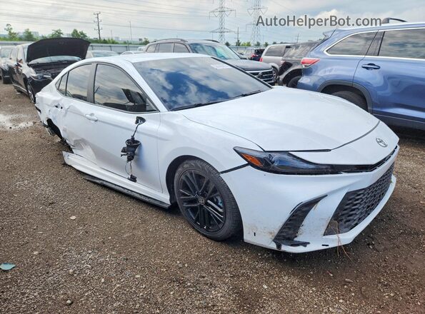 4T1DAACK7SU605268 2025 TOYOTA CAMRY White Delantero derecho
