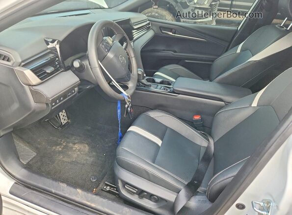 4T1DAACK7SU605268 2025 TOYOTA CAMRY White Vista interior delantera