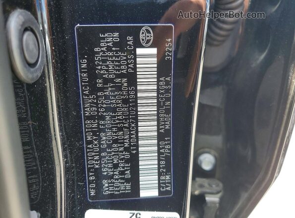 4T1DAACK7TU211965 2026 TOYOTA CAMRY Черный Вид подкапотного пространства