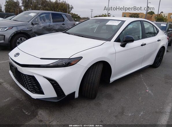 4T1DAACK7TU672471 2026 TOYOTA CAMRY White Front left