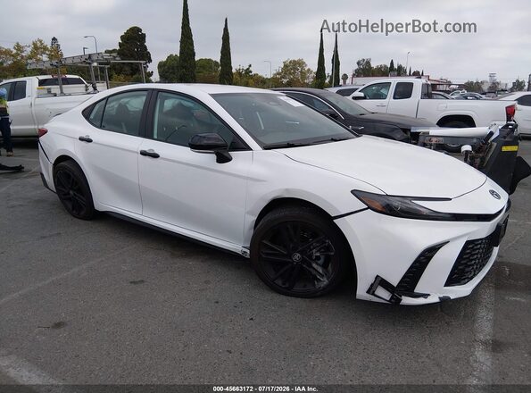 4T1DAACK7TU672471 2026 TOYOTA CAMRY White Rear interior view
