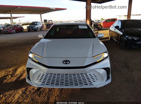 4T1DAACK7TU761330 2026 TOYOTA CAMRY White Rear interior view