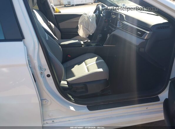 4T1DAACK7TU764048 2026 TOYOTA CAMRY White Вид салону спереду