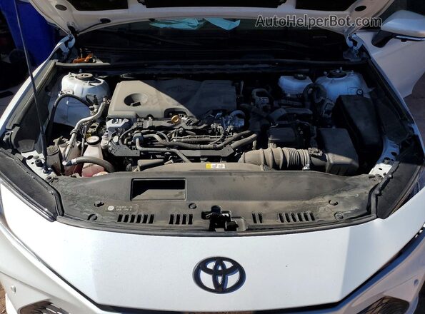 4T1DAACK8SU093536 2025 TOYOTA CAMRY White Вид задньої частини салону