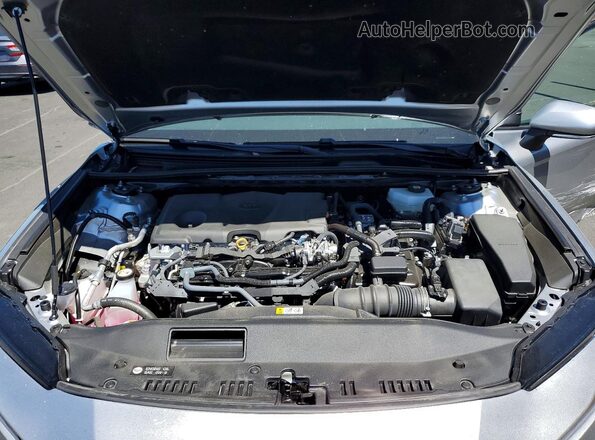 4T1DAACK8SU534288 2025 TOYOTA CAMRY Silver Սալոնի հետևի տեսք