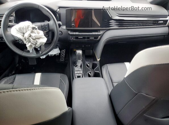 4T1DAACK8SU615131 2025 TOYOTA CAMRY Black Widok deski rozdzielczej