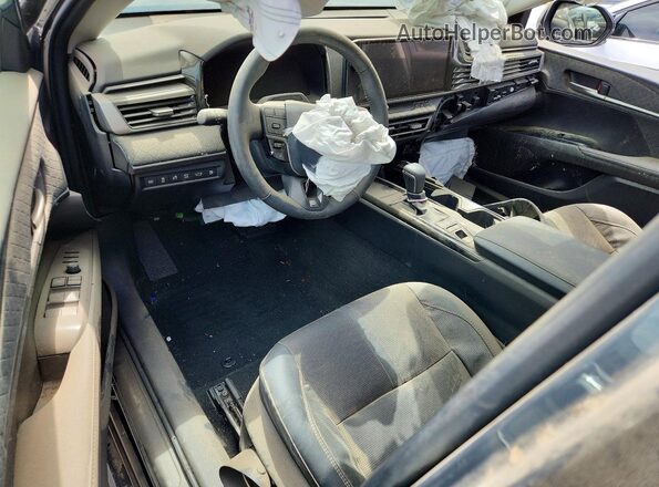 4T1DAACK8SU626064 2025 TOYOTA CAMRY Gray Dashboard view