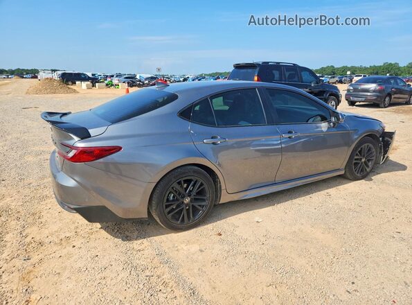 4T1DAACK8SU640157 2025 TOYOTA CAMRY Gray Trasero derecho