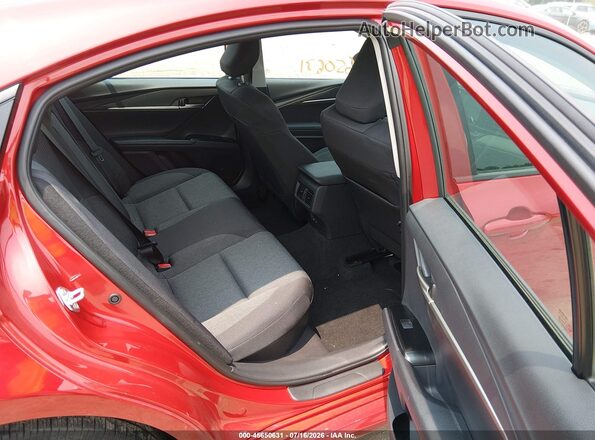 4T1DAACK8TU262228 2026 TOYOTA CAMRY Red VIN կոդի պիտակի տեսք
