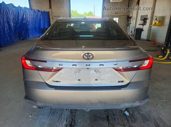 4T1DAACK8TU289641 2026 TOYOTA CAMRY Silver Rear view