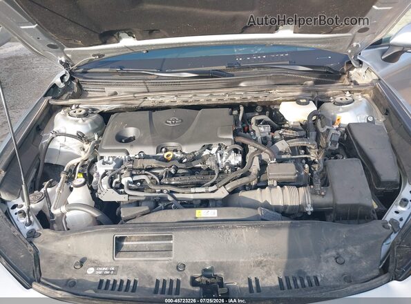 4T1DAACK8TU686413 2026 TOYOTA CAMRY Серебряный Вид сзади