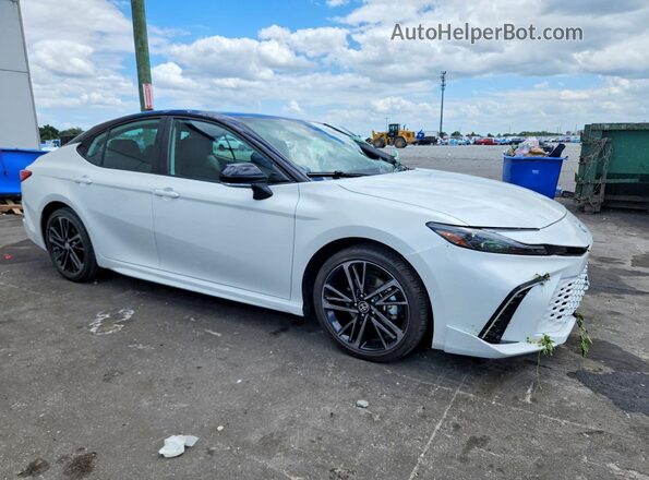 4T1DAACK9SU018912 2025 TOYOTA CAMRY White Առջևի աջ