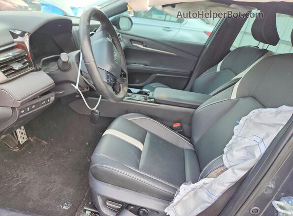 4T1DAACK9SU030185 2025 TOYOTA CAMRY Серый Вид салона спереди