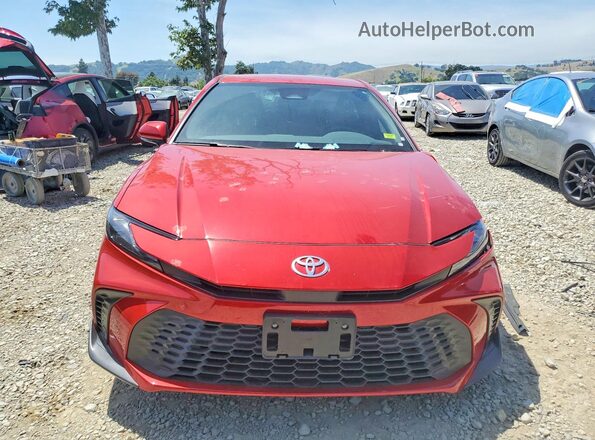 4T1DAACK9SU137981 2025 TOYOTA CAMRY Красный Вид спереди
