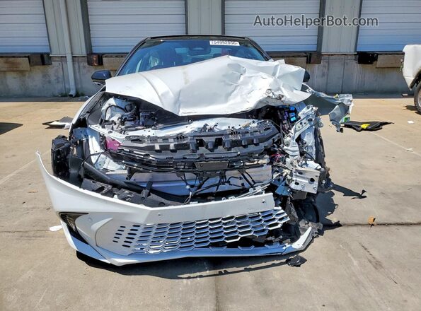 4T1DAACK9SU145983 2025 TOYOTA CAMRY White Widok z przodu