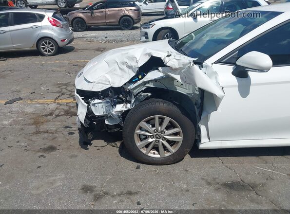 4T1DAACK9SU648459 2025 TOYOTA CAMRY White Widok z przodu