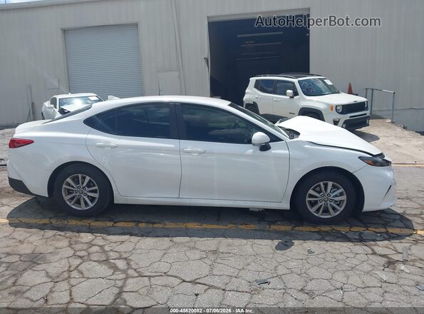 4T1DAACK9SU648459 2025 TOYOTA CAMRY White Widok wnętrza z tyłu