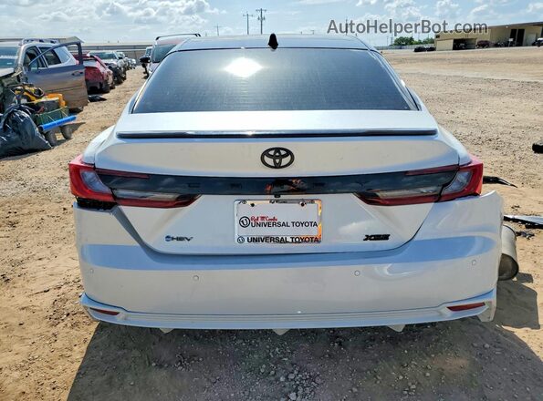4T1DAACK9TU222224 2026 TOYOTA CAMRY White Հետևի տեսք
