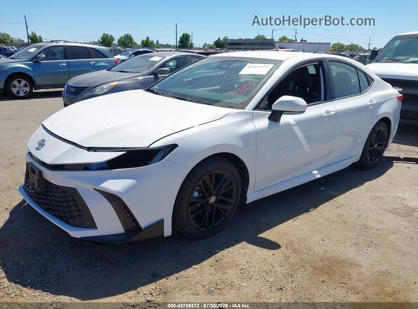 4T1DAACK9TU228766 2026 TOYOTA CAMRY White Առջևի ձախ երեք քառորդ տեսարան