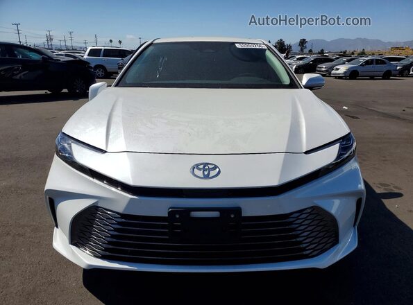 4T1DAACK9TU286229 2026 TOYOTA CAMRY White Front view