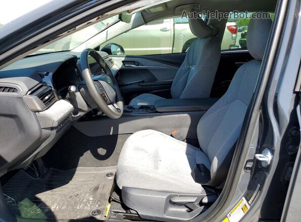 4T1DAACK9TU686873 2026 TOYOTA CAMRY Gray Front interior view