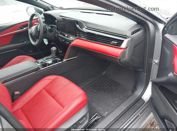 4T1DAACK9TU689241 2026 TOYOTA CAMRY Серый Вид салона спереди