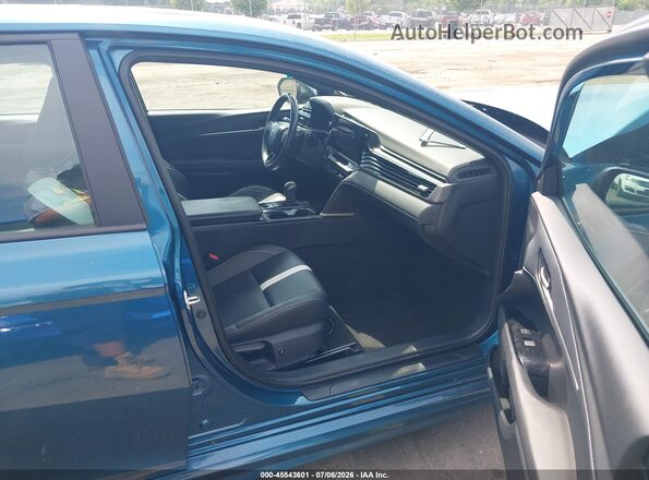 4T1DAACKXSU017722 2025 TOYOTA CAMRY Blue Widok wnętrza z przodu