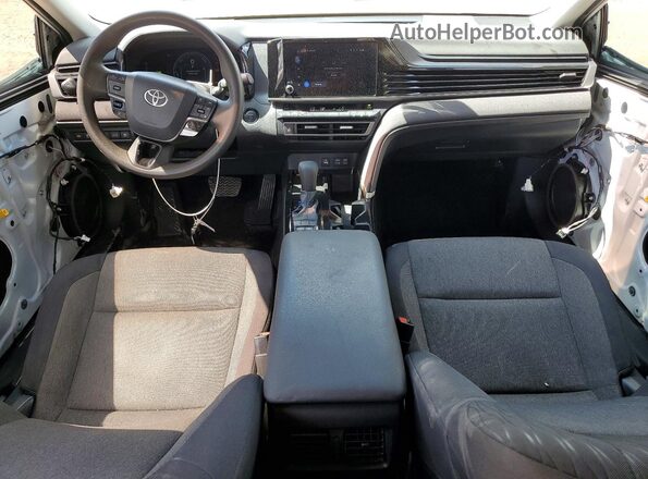 4T1DAACKXSU047061 2025 TOYOTA CAMRY White Dashboard view