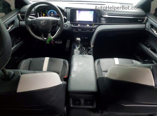 4T1DAACKXSU145250 2025 TOYOTA CAMRY Black Vista del salpicadero