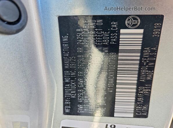 4T1DAACKXTU217369 2026 TOYOTA CAMRY Silver Engine compartment view