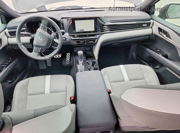 4T1DAACKXTU285526 2026 TOYOTA CAMRY Gray Вид панелі приладів