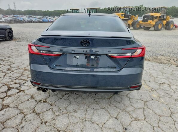 4T1DAACKXTU285526 2026 TOYOTA CAMRY Gray Вид ззаду
