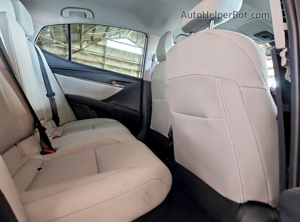 4T1DAACKXTU292170 2026 TOYOTA CAMRY White Rear seats view