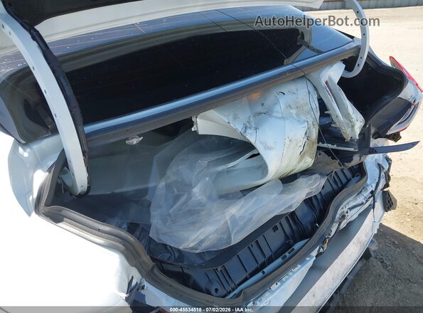 4T1DAACKXTU311610 2026 TOYOTA CAMRY White Սարքավորումների վահանակի տեսք