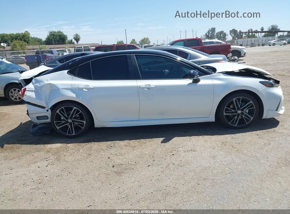 4T1DAACKXTU311610 2026 TOYOTA CAMRY White Սալոնի 360 աստիճան տեսք