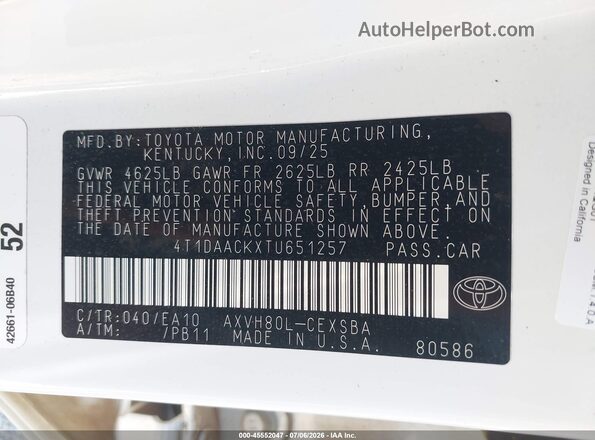 4T1DAACKXTU651257 2026 TOYOTA CAMRY White Շարժիչի բաժամունքի տեսք