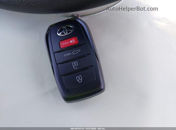 4T1DAACKXTU661092 2026 TOYOTA CAMRY Silver Առջևի վահանակի տեսք