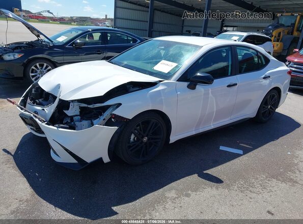 4T1DAACKXTU670696 2026 TOYOTA CAMRY White Front left
