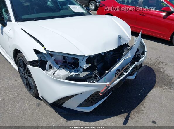 4T1DAACKXTU670696 2026 TOYOTA CAMRY White Front view
