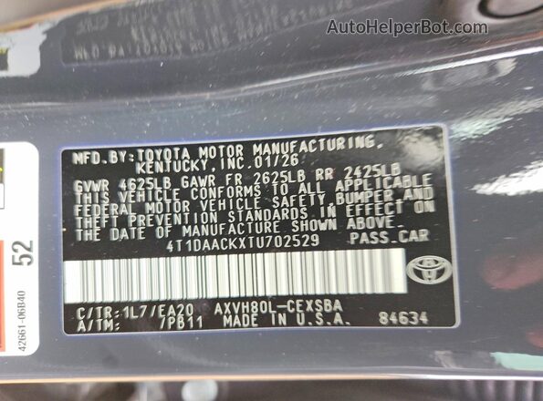 4T1DAACKXTU702529 2026 TOYOTA CAMRY Gray Widok komory silnika