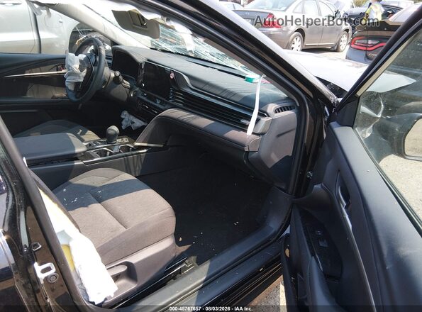 4T1DAACKXTU705060 2026 TOYOTA CAMRY Black Вид салону спереду