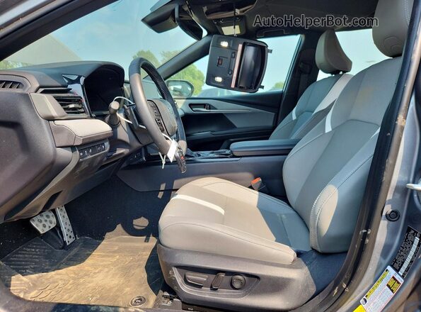 4T1DBADK0SU526455 2025 TOYOTA CAMRY Silver Вид салону спереду