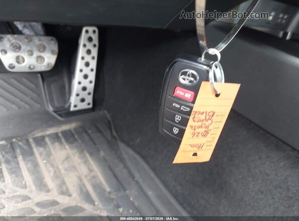 4T1DBADK0TU062990 2026 TOYOTA CAMRY Черный Вид панели приборов