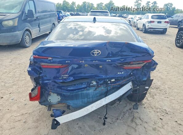 4T1DBADK1SU010735 2025 TOYOTA CAMRY Синий Вид сзади