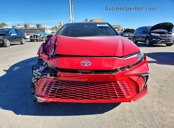 4T1DBADK1SU011254 2025 TOYOTA CAMRY Red Widok z przodu