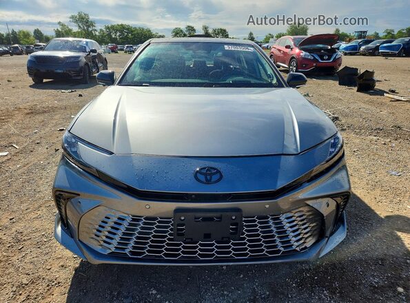 4T1DBADK1TU057507 2026 TOYOTA CAMRY Gray Widok z przodu