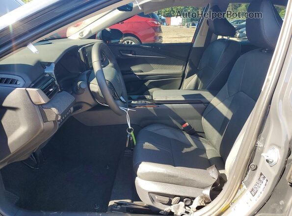 4T1DBADK1TU058396 2026 TOYOTA CAMRY Gray Սալոնի դիմացի տեսք