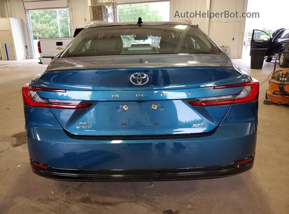 4T1DBADK2SU015541 2025 TOYOTA CAMRY Teal Vista trasera