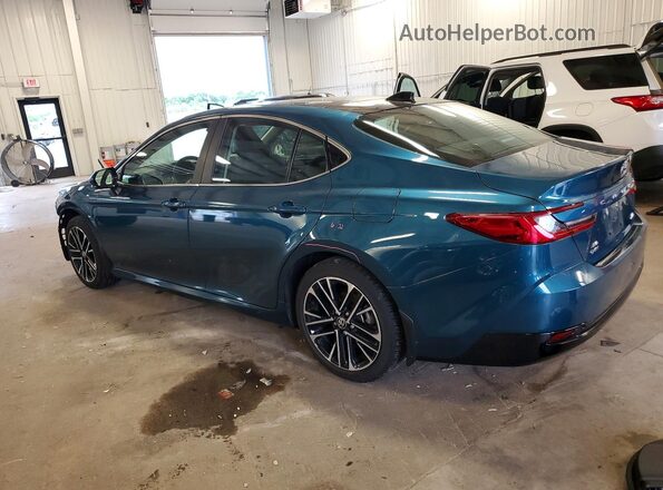 4T1DBADK2SU015541 2025 TOYOTA CAMRY Teal Trasero izquierdo